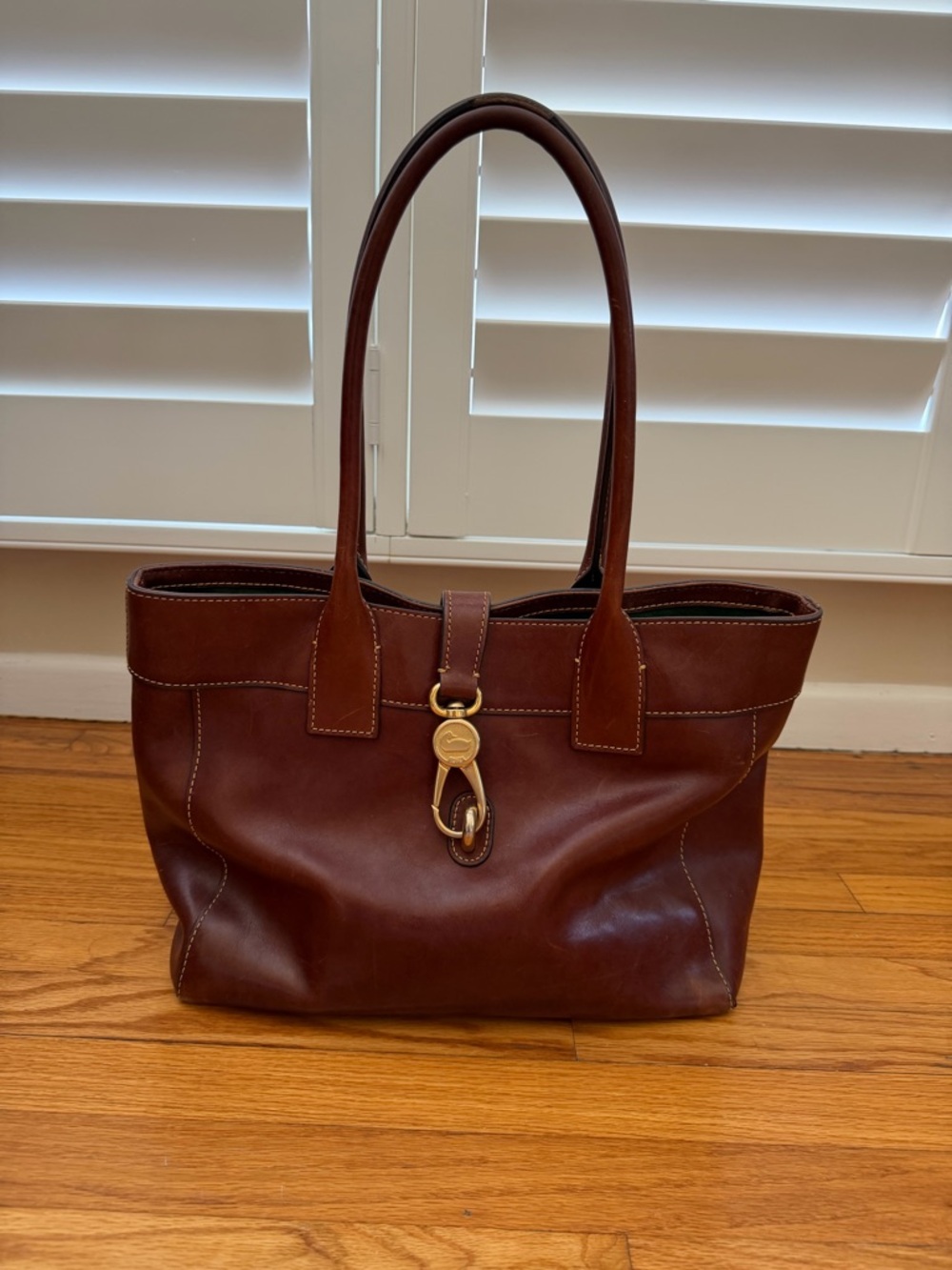 Women's Dooney & Bourke Florentine Leather shoulder bag with Gold Accent